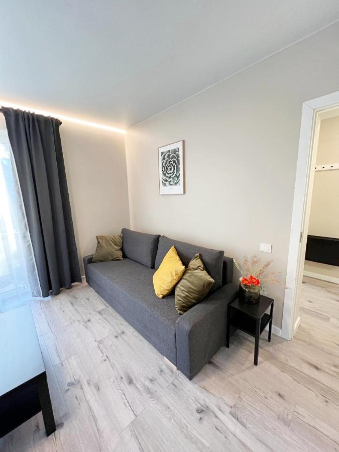 Clinic Studio Apartments By Hostlovers Κάουνας Εξωτερικό φωτογραφία