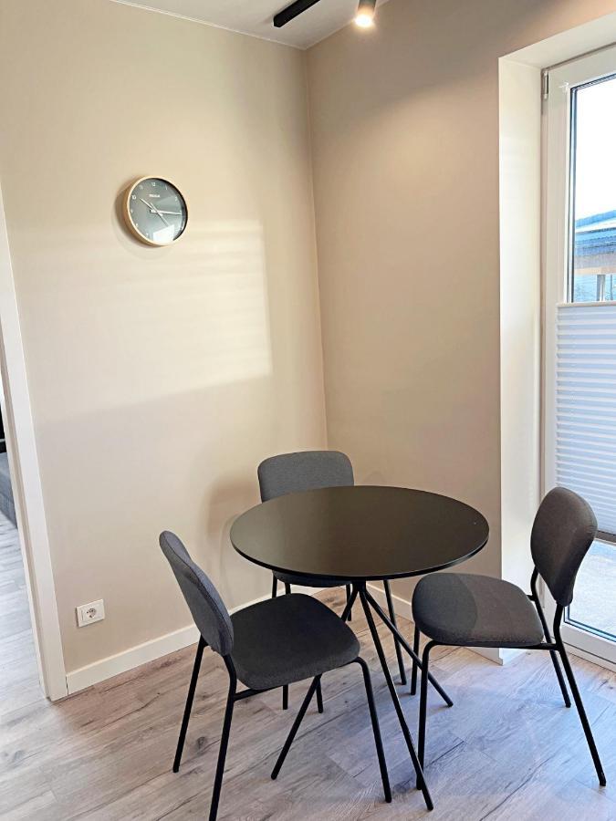 Clinic Studio Apartments By Hostlovers Κάουνας Εξωτερικό φωτογραφία