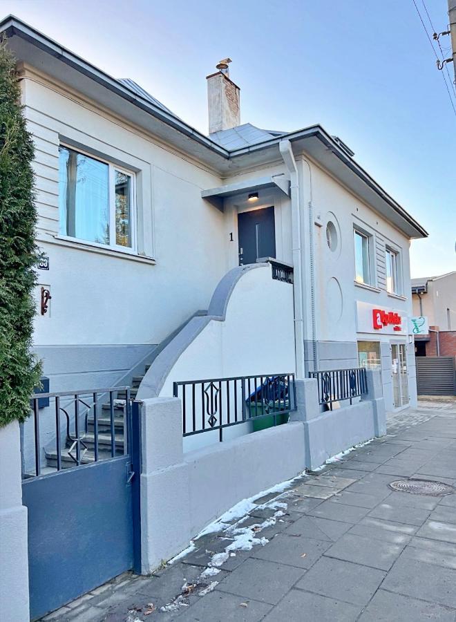 Clinic Studio Apartments By Hostlovers Κάουνας Εξωτερικό φωτογραφία